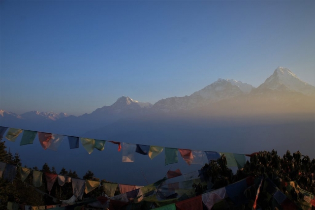 Gebetsfahnen, Annapurna Range. Das ist Nepal